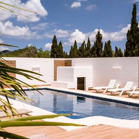 Can Pep Luis Can Pep Mortera Is Located In The Beautiful Countryside Near To Playa Den Bossa Sant Jordi de ses Salines Zewnętrze zdjęcie