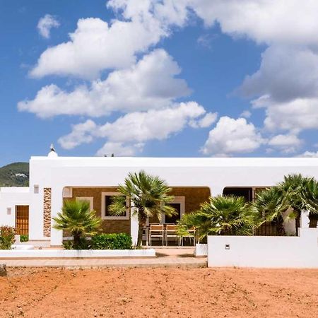 Can Pep Luis Can Pep Mortera Is Located In The Beautiful Countryside Near To Playa Den Bossa Sant Jordi de ses Salines Zewnętrze zdjęcie