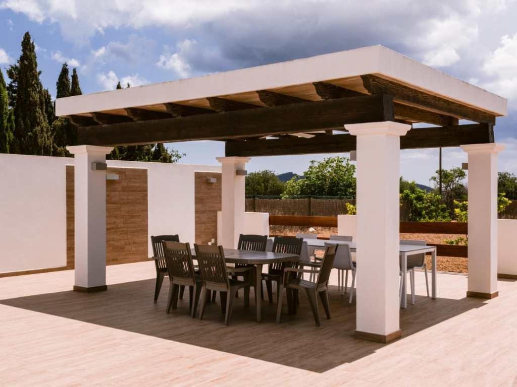 Can Pep Luis Can Pep Mortera Is Located In The Beautiful Countryside Near To Playa Den Bossa Sant Jordi de ses Salines Zewnętrze zdjęcie