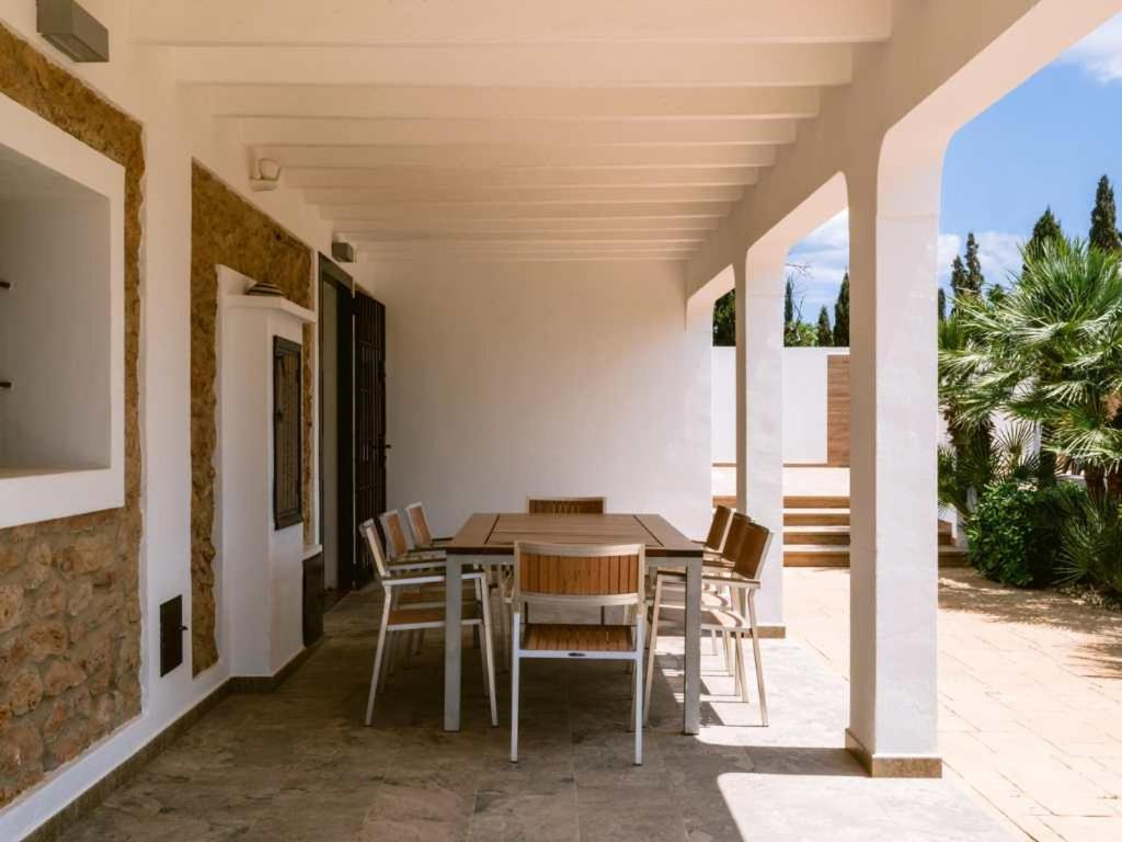 Can Pep Luis Can Pep Mortera Is Located In The Beautiful Countryside Near To Playa Den Bossa Sant Jordi de ses Salines Zewnętrze zdjęcie