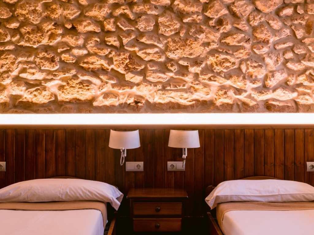 Can Pep Luis Can Pep Mortera Is Located In The Beautiful Countryside Near To Playa Den Bossa Sant Jordi de ses Salines Zewnętrze zdjęcie