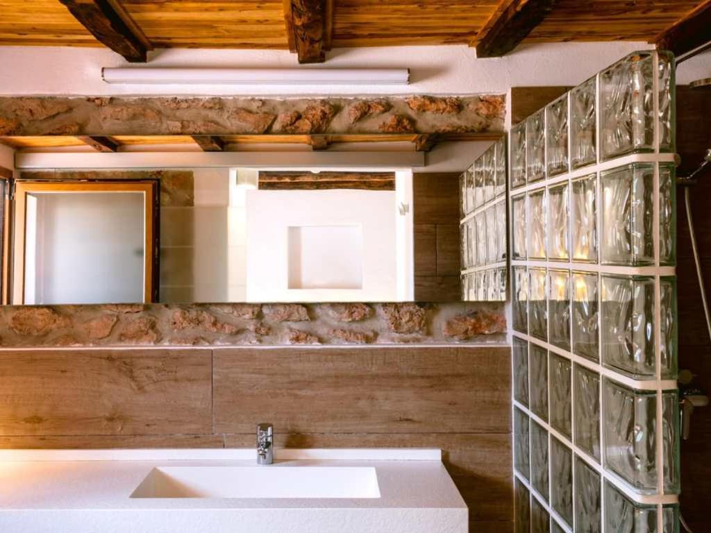 Can Pep Luis Can Pep Mortera Is Located In The Beautiful Countryside Near To Playa Den Bossa Sant Jordi de ses Salines Zewnętrze zdjęcie